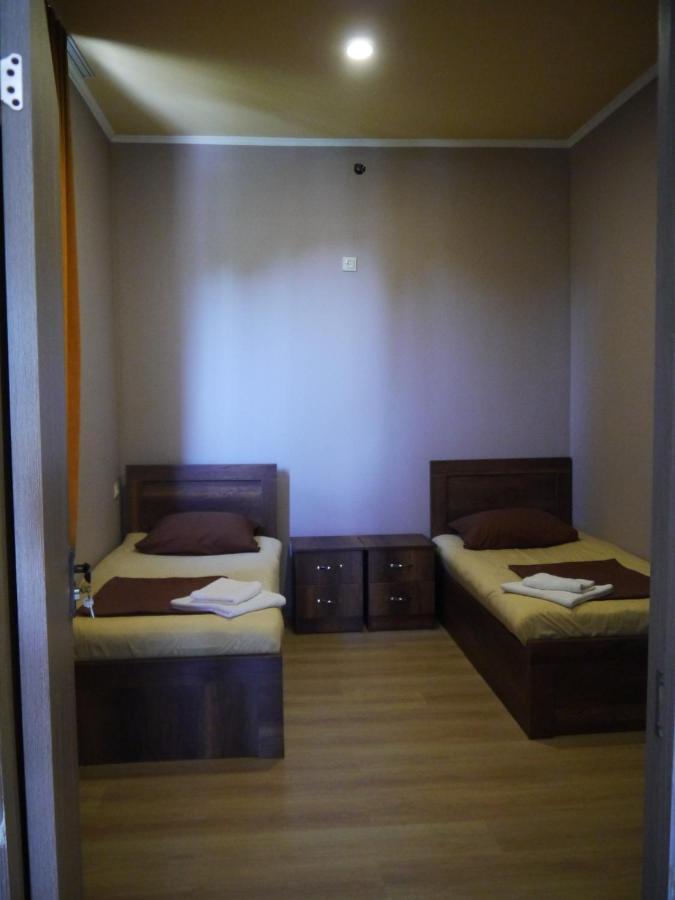 Novel House Apartment มาร์ทวิลิ ภายนอก รูปภาพ