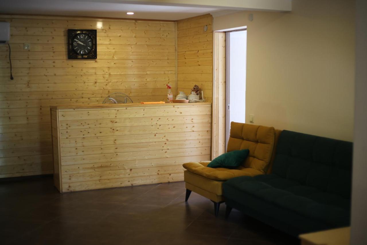 Novel House Apartment มาร์ทวิลิ ภายนอก รูปภาพ