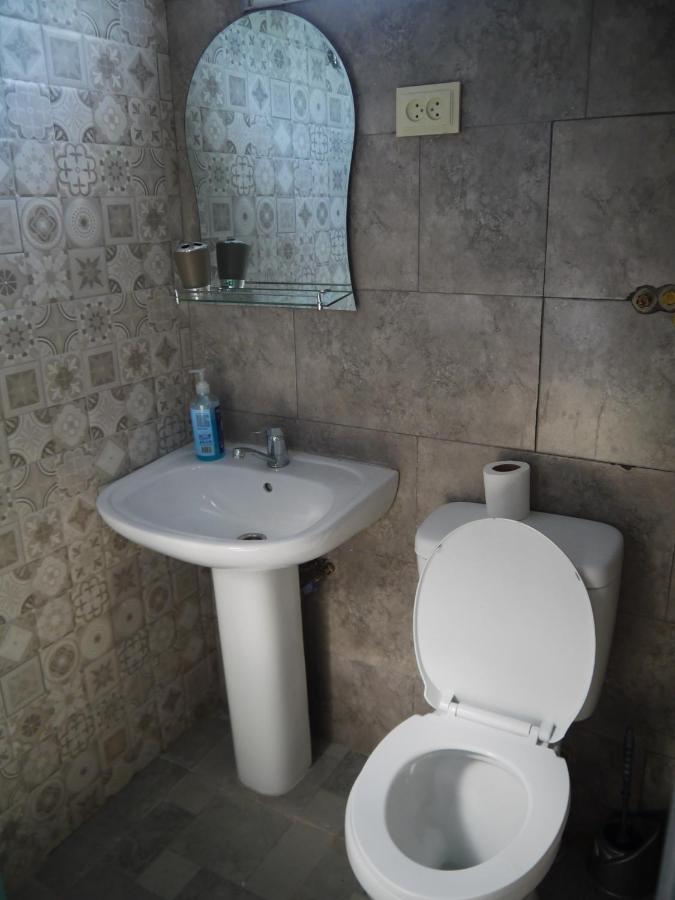Novel House Apartment มาร์ทวิลิ ภายนอก รูปภาพ