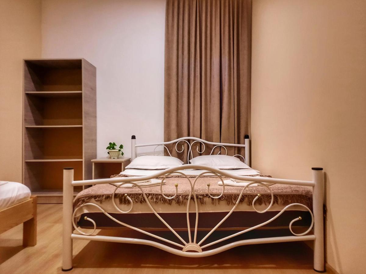 Novel House Apartment มาร์ทวิลิ ภายนอก รูปภาพ